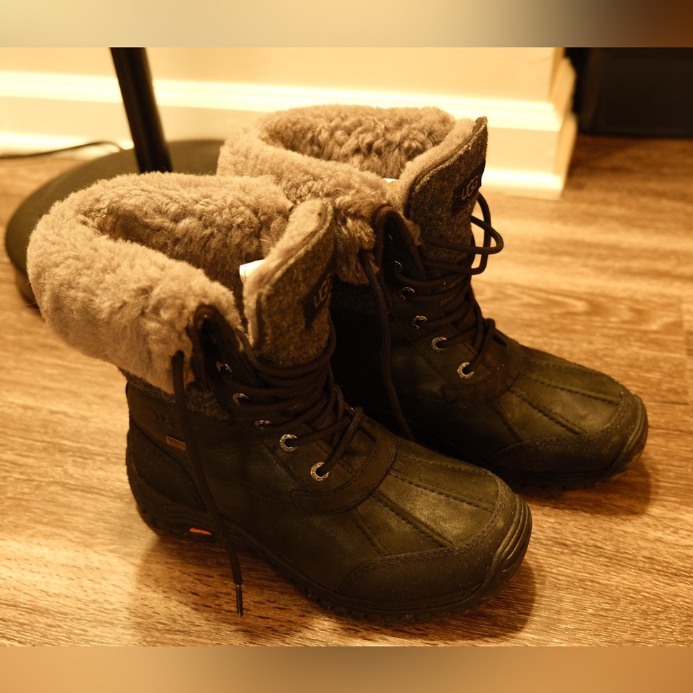 UGG Adirondack Boot II Size 7.5 black